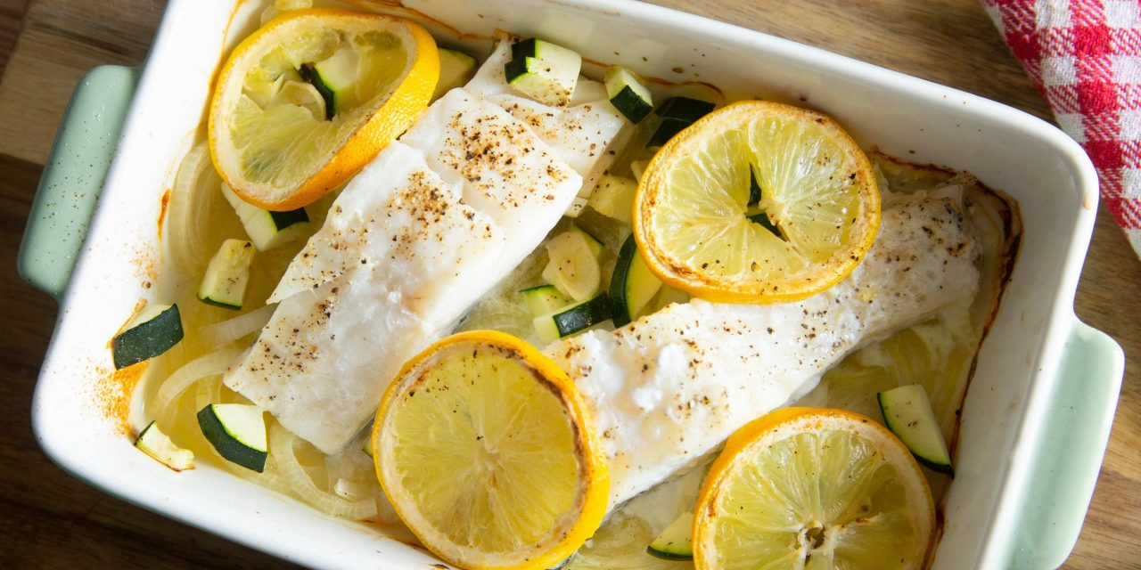 Запечённая треска с лимоном и пряностями